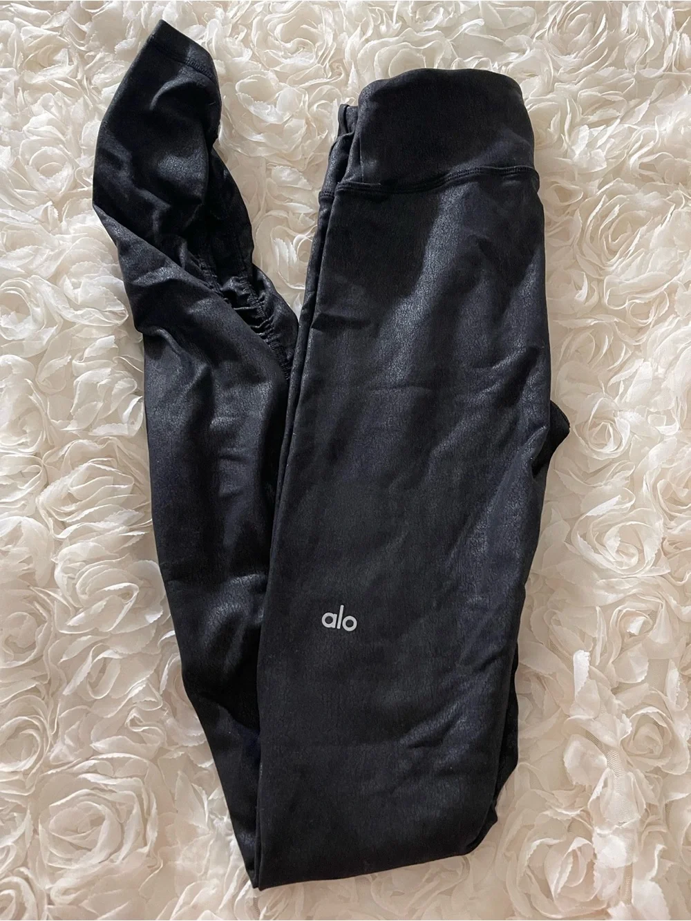 ALO Yoga high shine